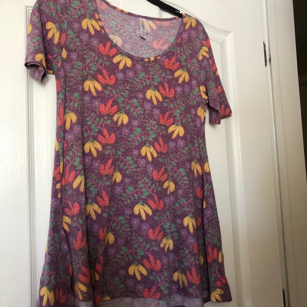 LuLaRoe Perfect Tee